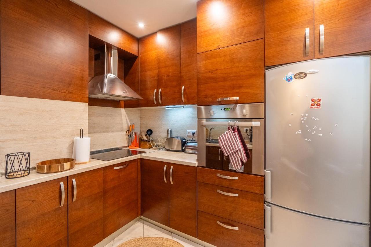 Premium Comfy 2Bdr Apt - Free Parking - Fast Wi-Fi Sofia Exterior photo