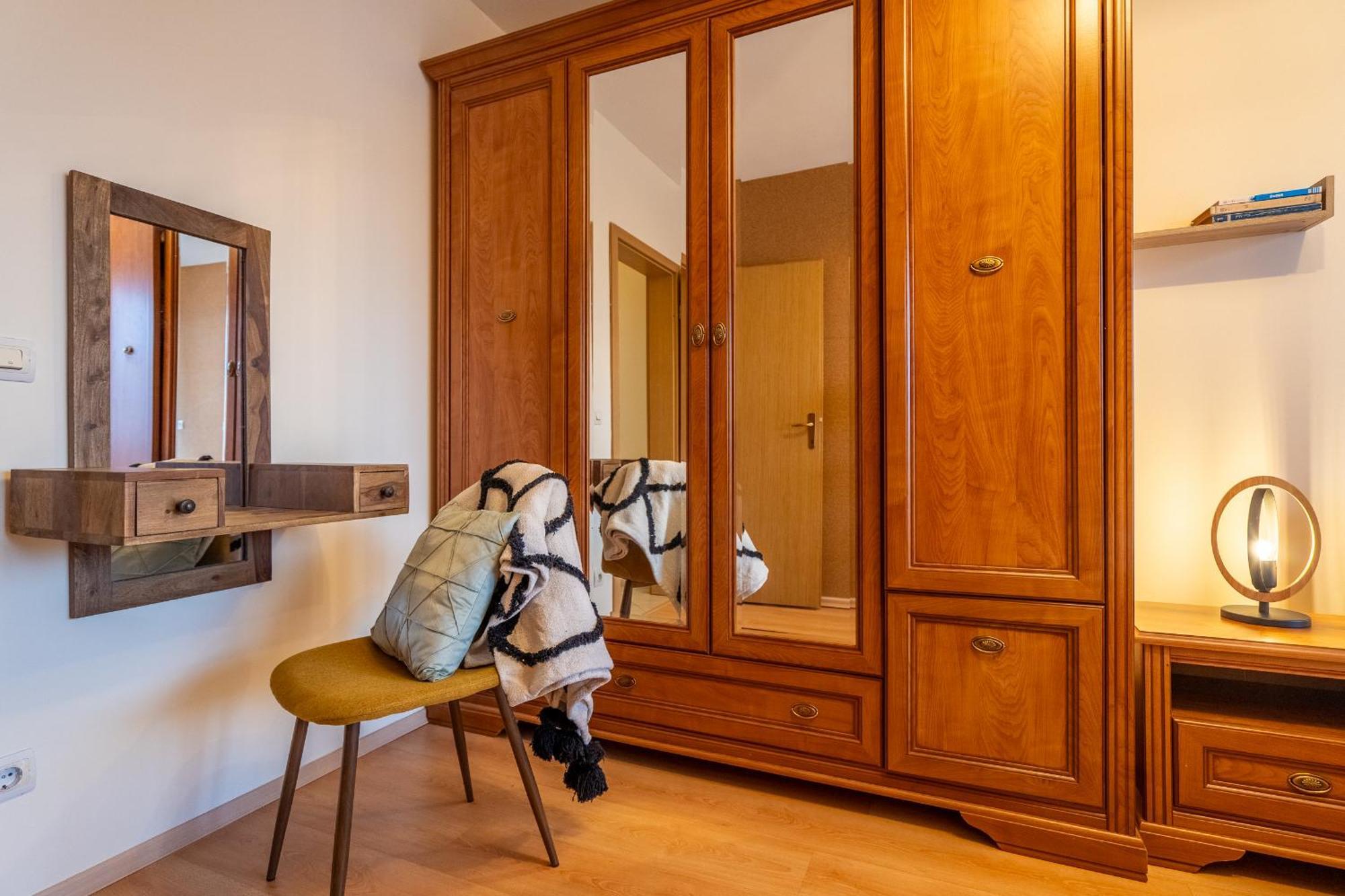 Premium Comfy 2Bdr Apt - Free Parking - Fast Wi-Fi Sofia Exterior photo